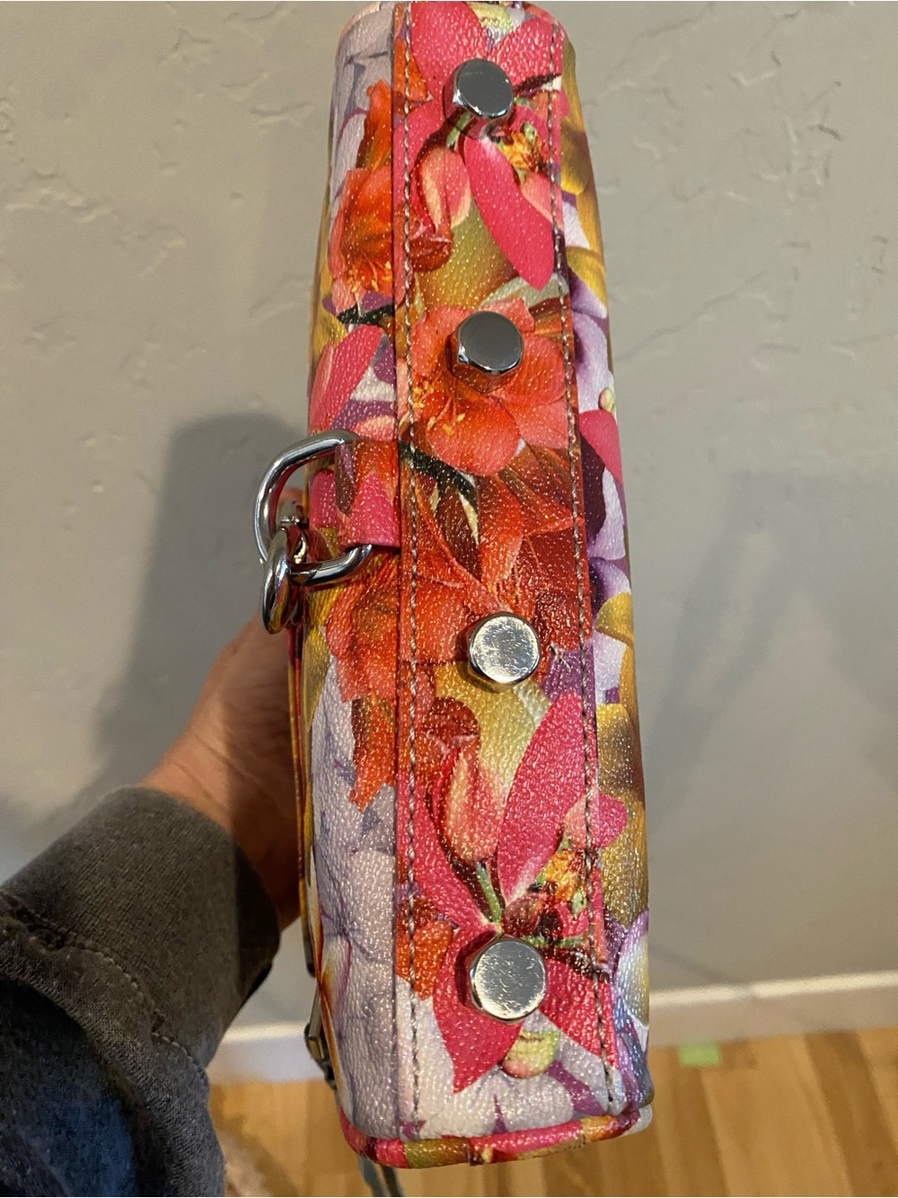 Rebecca Minkoff EUC Floral Crossbody Bag with chain detail strap & suede strap - Picture 9 of 11